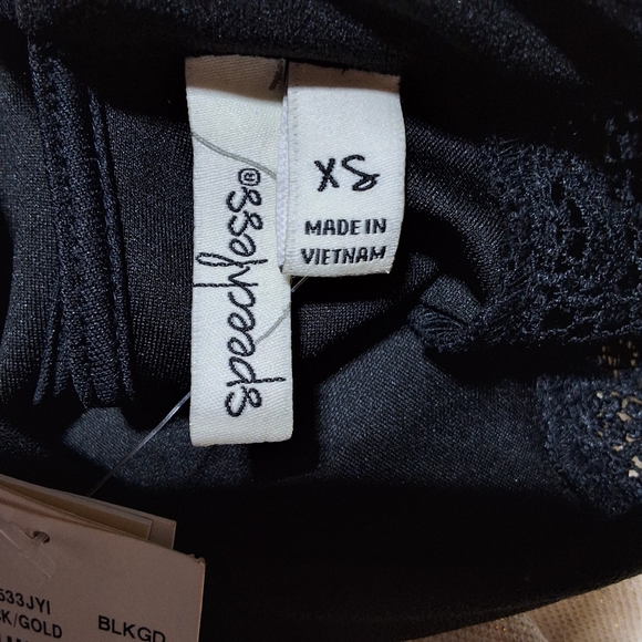 NWT SPEECHLESS COCKTAIL DRESS - Picture 3 of 14